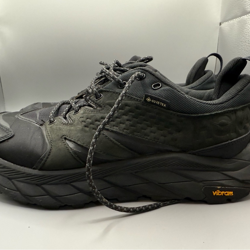 Hoka Men's Black Anacapa Running Shoes